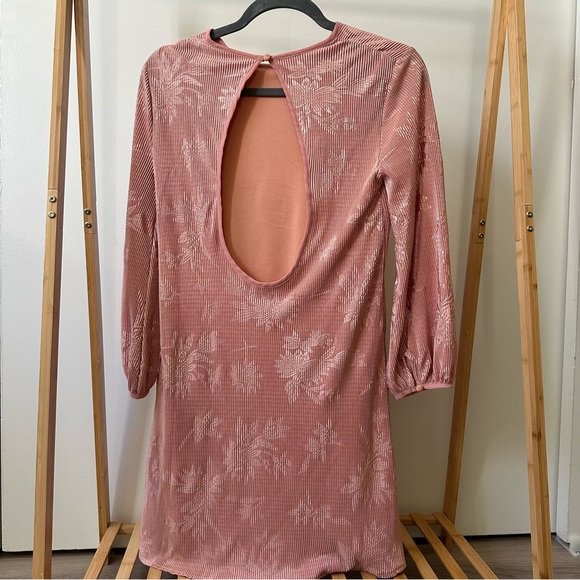 Urban Outfitters Dress - Picture 2 of 2